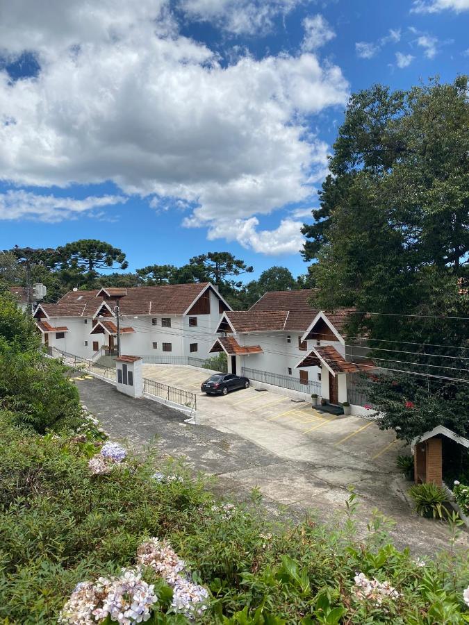 Apartamento Em Condominio Campos do Jordão Zewnętrze zdjęcie